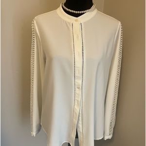 Cream Vince Camuto blouse